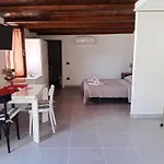 Uliveto Benedetti Apartman *